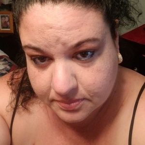 Meet your Posher, Lorraine